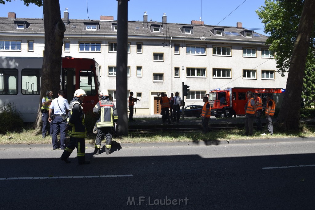 VU Roller KVB Bahn Koeln Luxemburgerstr Neuenhoefer Allee P013.JPG - Miklos Laubert